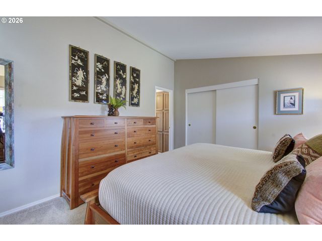 5101 Ne 121ST Ave 180, Vancouver, WA 98682