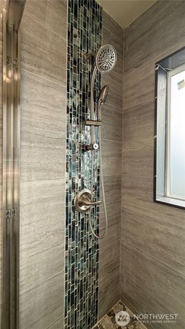 9025 38th Avenue S, Seattle, WA 98118