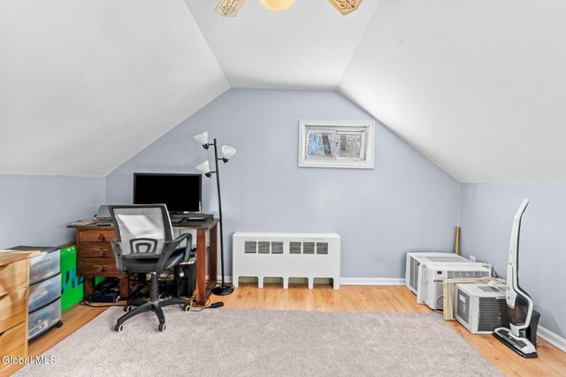 991 Obrien Avenue, Rotterdam, NY 12303