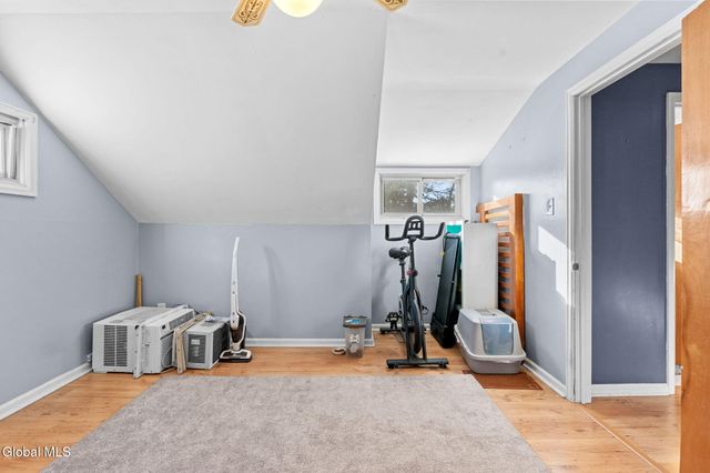 991 Obrien Avenue, Rotterdam, NY 12303