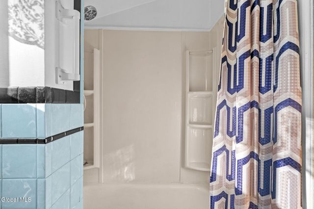 991 Obrien Avenue, Rotterdam, NY 12303