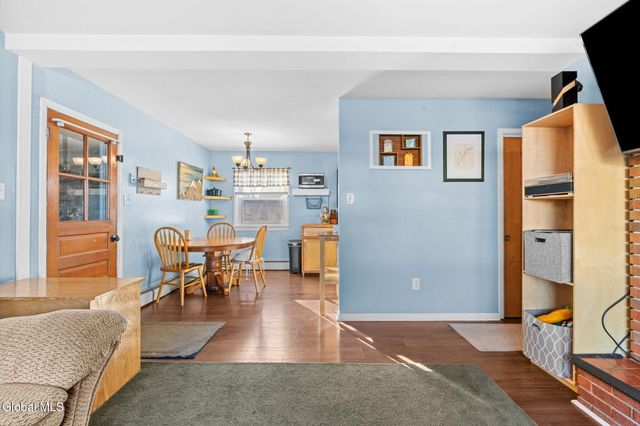 991 Obrien Avenue, Rotterdam, NY 12303