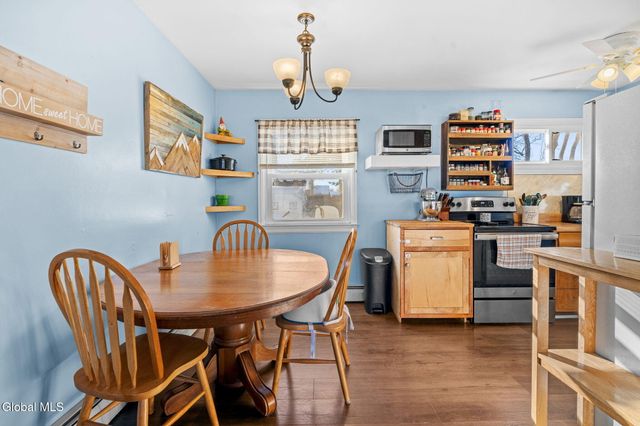 991 Obrien Avenue, Rotterdam, NY 12303