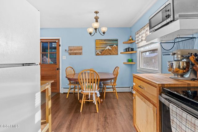 991 Obrien Avenue, Rotterdam, NY 12303