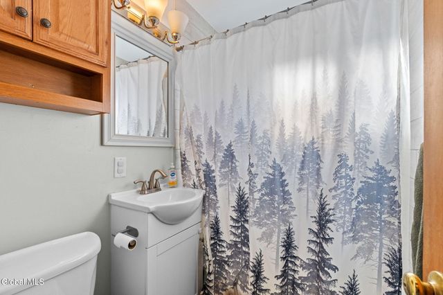 991 Obrien Avenue, Rotterdam, NY 12303