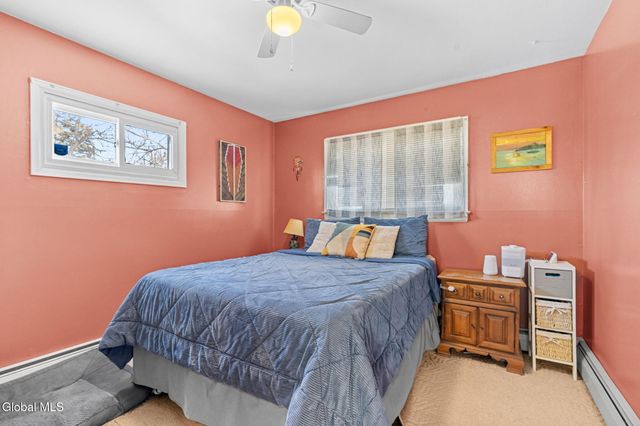 991 Obrien Avenue, Rotterdam, NY 12303