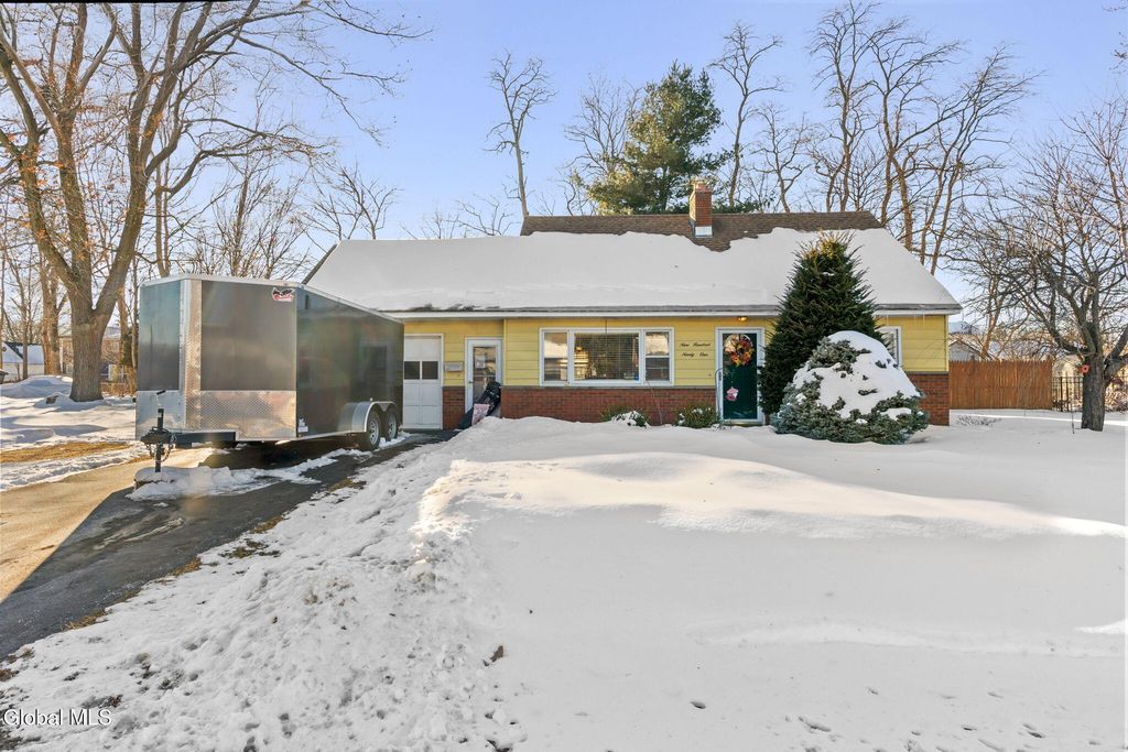 991 Obrien Avenue, Rotterdam, NY 12303