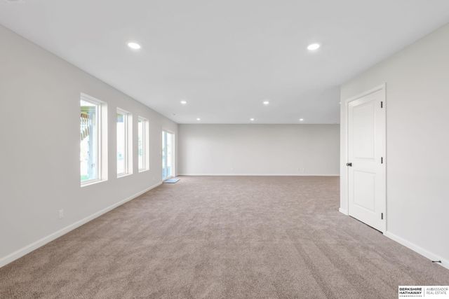 10525 S 113th Street, Papillion, NE 68046