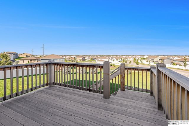 10525 S 113th Street, Papillion, NE 68046