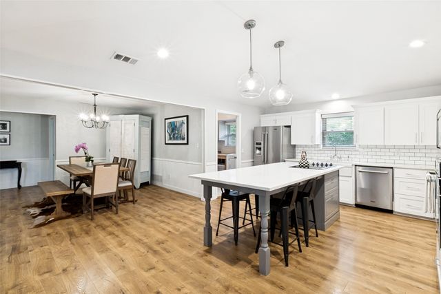 6922 Allview Lane, Dallas, TX 75227