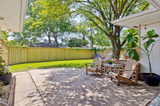 6922 Allview Lane, Dallas, TX 75227