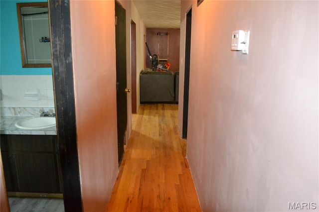 5644 State Road B, Hillsboro, MO 63050