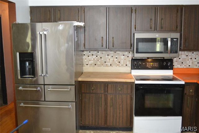 5644 State Road B, Hillsboro, MO 63050