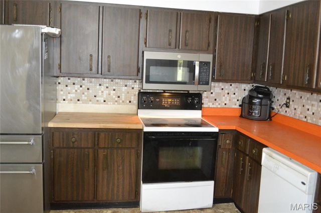 5644 State Road B, Hillsboro, MO 63050