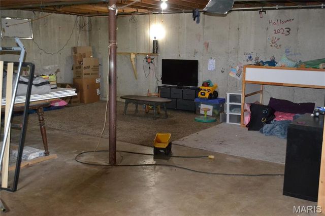 5644 State Road B, Hillsboro, MO 63050