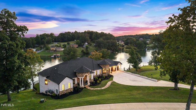 253 Forest Lane N, Blountville, TN 37617