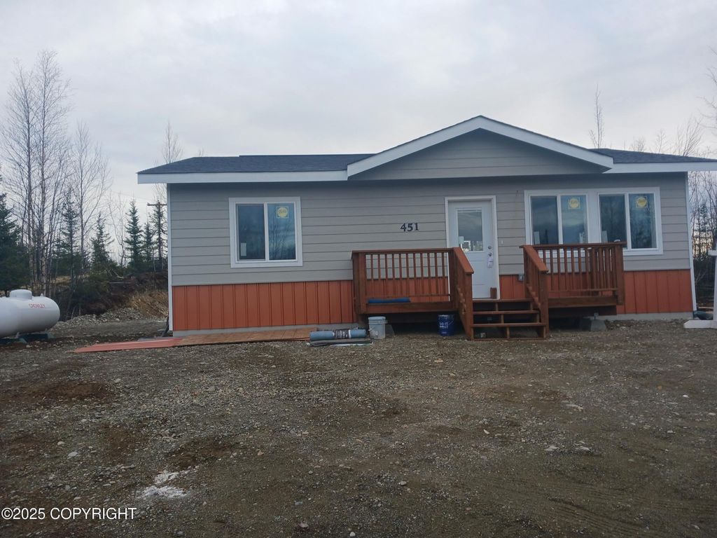 451 S B Court, Big Lake, AK 99652
