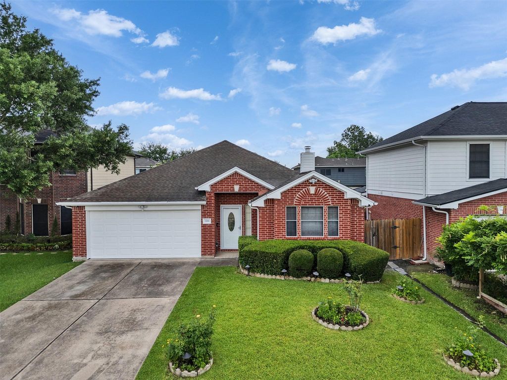 7211 Canda Lane, Houston, TX 77083
