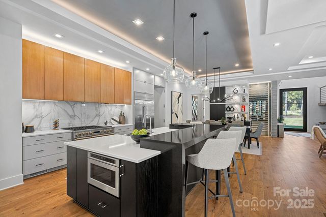 21119 Vandrake Circle, Davidson, NC 28036