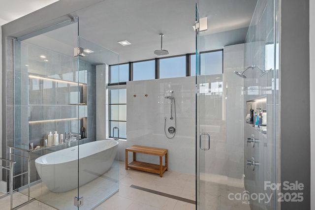 21119 Vandrake Circle, Davidson, NC 28036