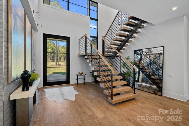 21119 Vandrake Circle, Davidson, NC 28036