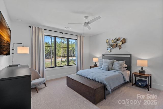 21119 Vandrake Circle, Davidson, NC 28036