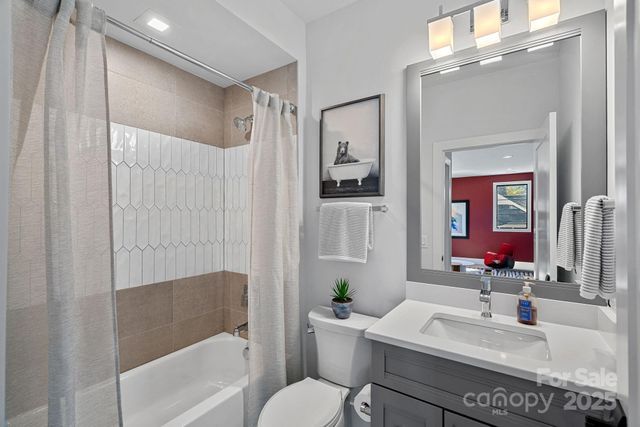 21119 Vandrake Circle, Davidson, NC 28036