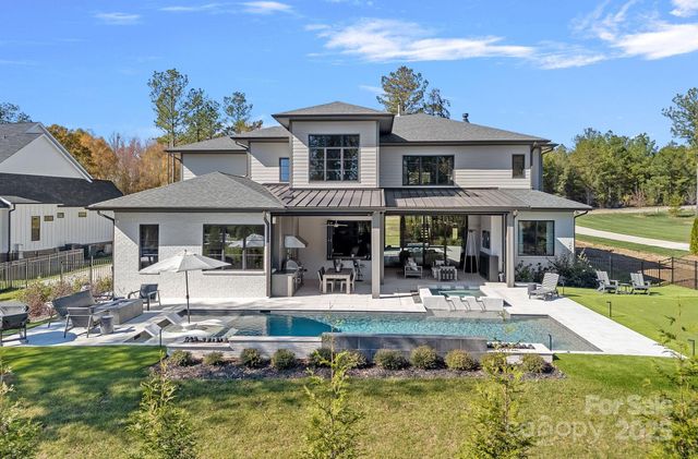 21119 Vandrake Circle, Davidson, NC 28036