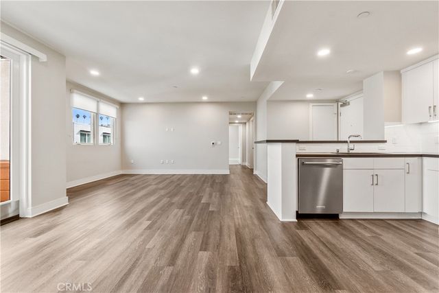 6030 Seabluff 505, Playa Vista, CA 90094