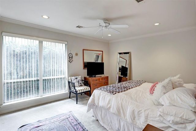 1611 Potomac Drive, Houston, TX 77057