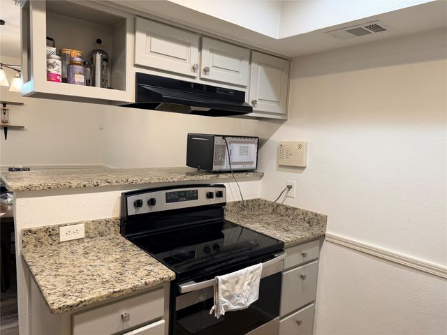 2010 Via Corona, Carrollton, TX 75006