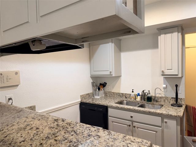 2010 Via Corona, Carrollton, TX 75006