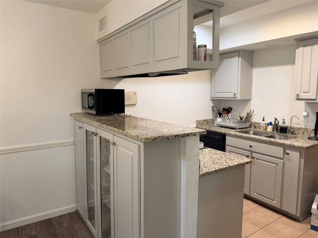 2010 Via Corona, Carrollton, TX 75006