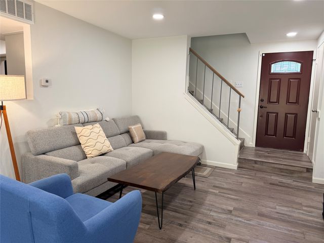 2010 Via Corona, Carrollton, TX 75006
