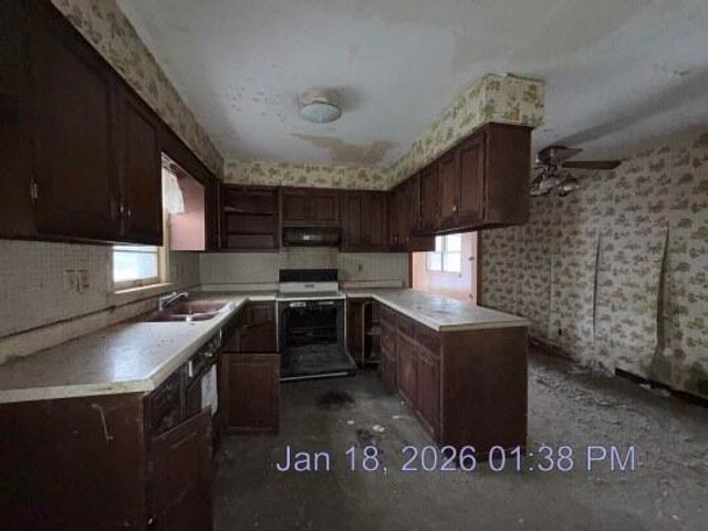 6927 Delaware Street, Merrillville, IN 46410
