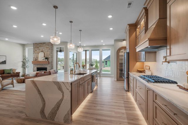 6501 CROMFORD LN, Columbia, MO 65201