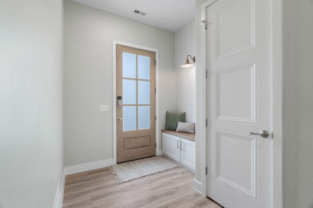 6501 CROMFORD LN, Columbia, MO 65201