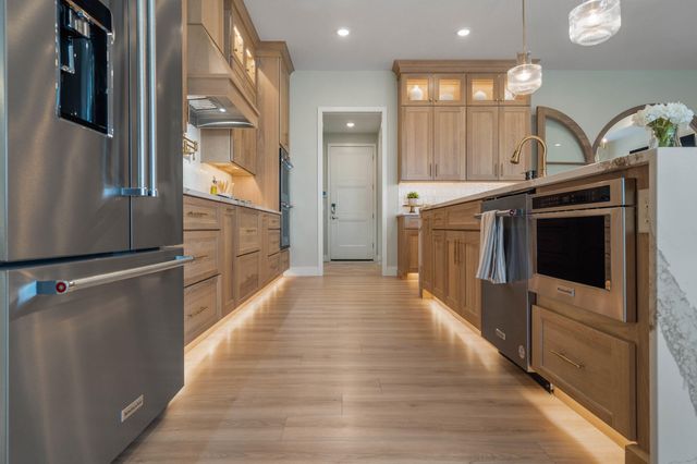 6501 CROMFORD LN, Columbia, MO 65201