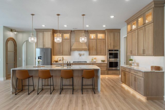 6501 CROMFORD LN, Columbia, MO 65201