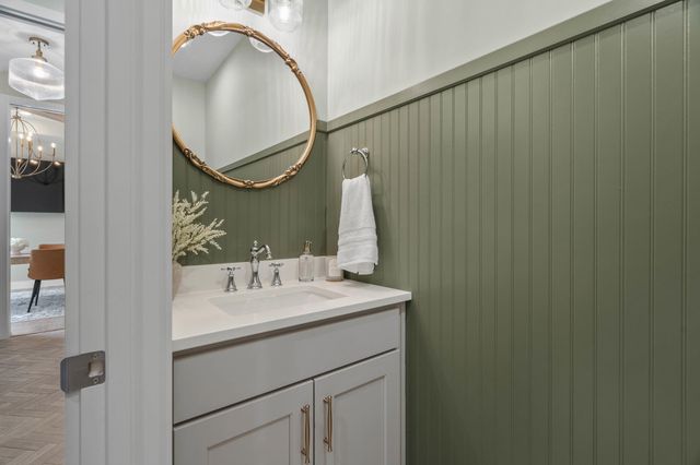 6501 CROMFORD LN, Columbia, MO 65201