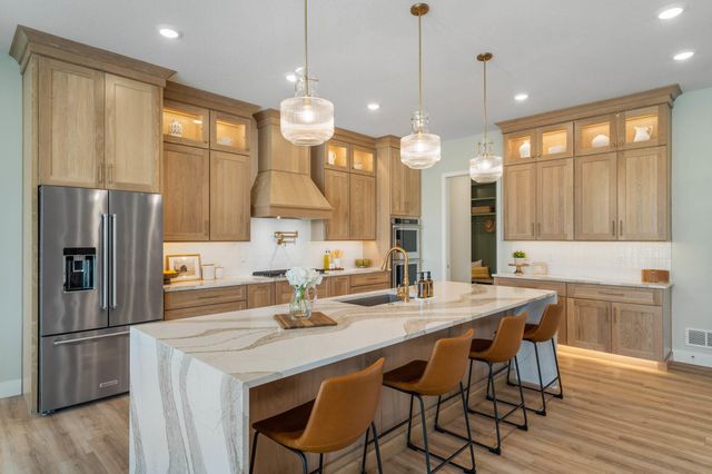 6501 CROMFORD LN, Columbia, MO 65201