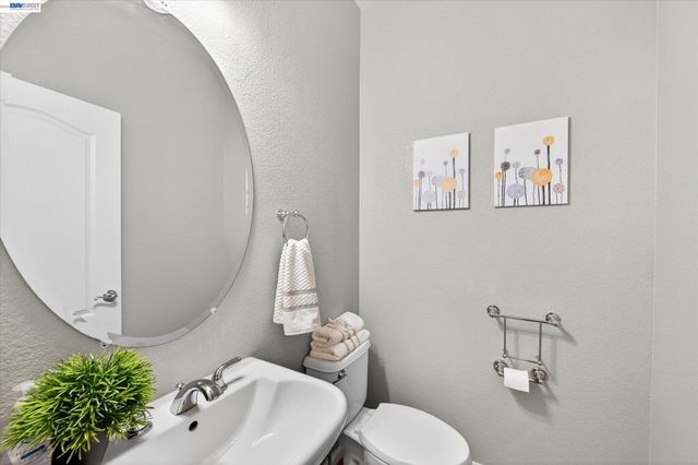 4252 Clarinbridge Cir, Dublin, CA 94568