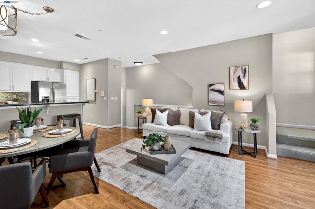 4252 Clarinbridge Cir, Dublin, CA 94568