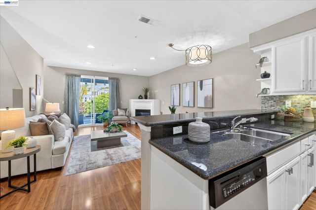 4252 Clarinbridge Cir, Dublin, CA 94568