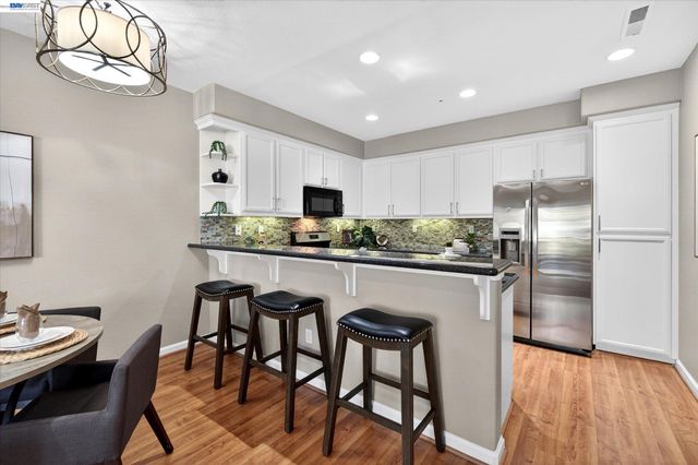 4252 Clarinbridge Cir, Dublin, CA 94568