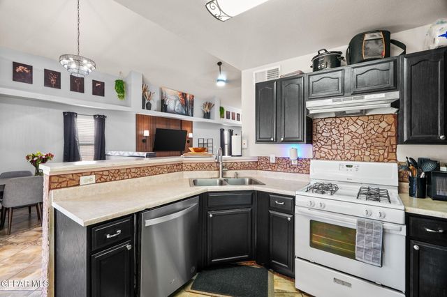 14064 TIERRA DELFIN Drive, El Paso, TX 79938