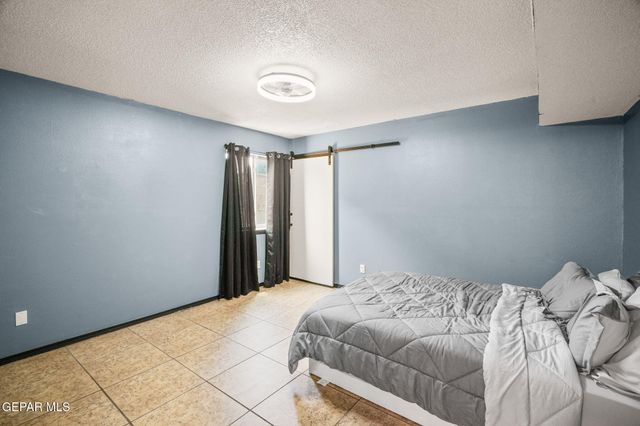 14064 TIERRA DELFIN Drive, El Paso, TX 79938