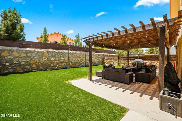 14064 TIERRA DELFIN Drive, El Paso, TX 79938