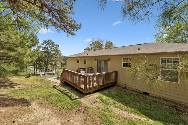 90 Sutton Drive, Ringgold, GA 30736