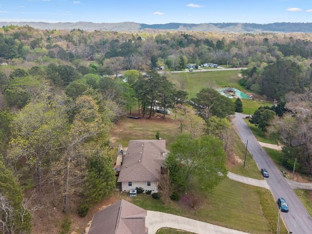 90 Sutton Drive, Ringgold, GA 30736